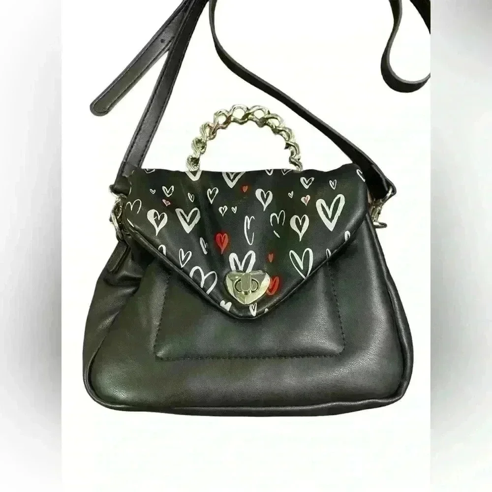 SKINNYDIP LONDON Leo Graffiti Hearts Mini Top Handle - Picture 3 of 11